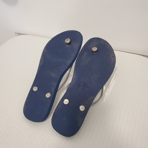 Havaianas Silver With Blue Floral Print Flip Flops Size 39/40=9/10, Casual Comfy - Picture 7 of 8